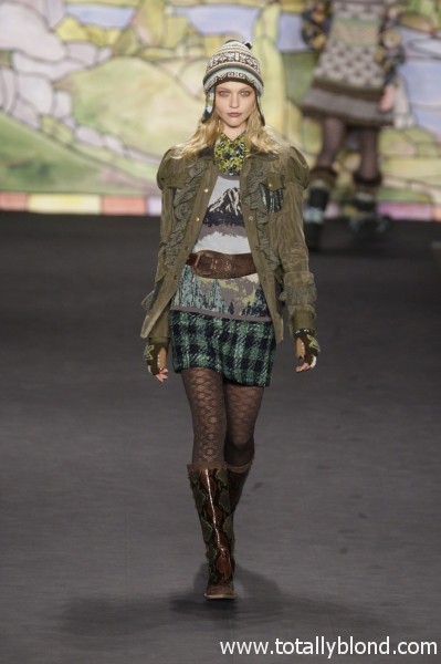 Anna-Sui-RF10-2077_catwalk_slideshow