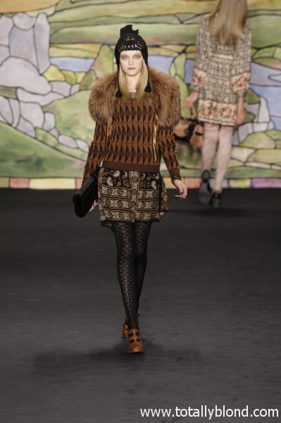 Anna-Sui-RF10-2371_catwalk_slideshow