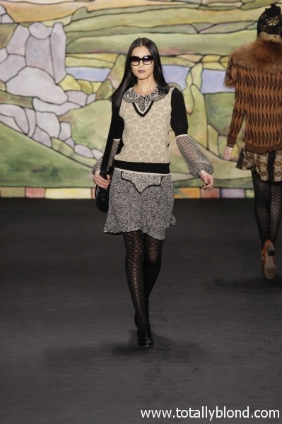 Anna-Sui-RF10-2418_catwalk_slideshow