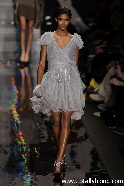 Furstenberg-RF10-7381_catwalk_slideshow