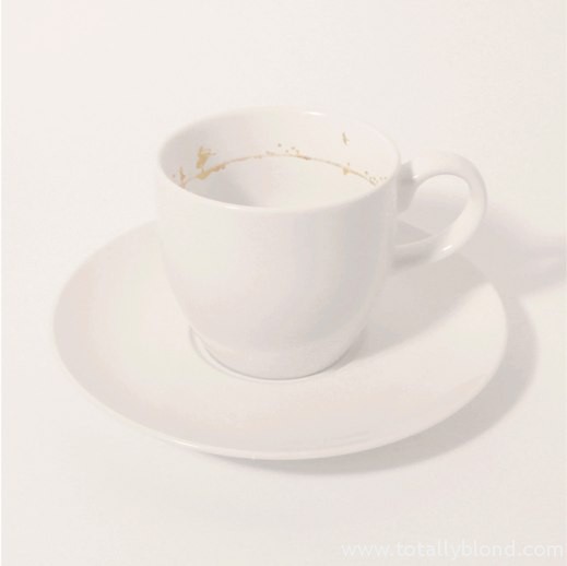 tiny-landscape-in-the-coffee-cup-1
