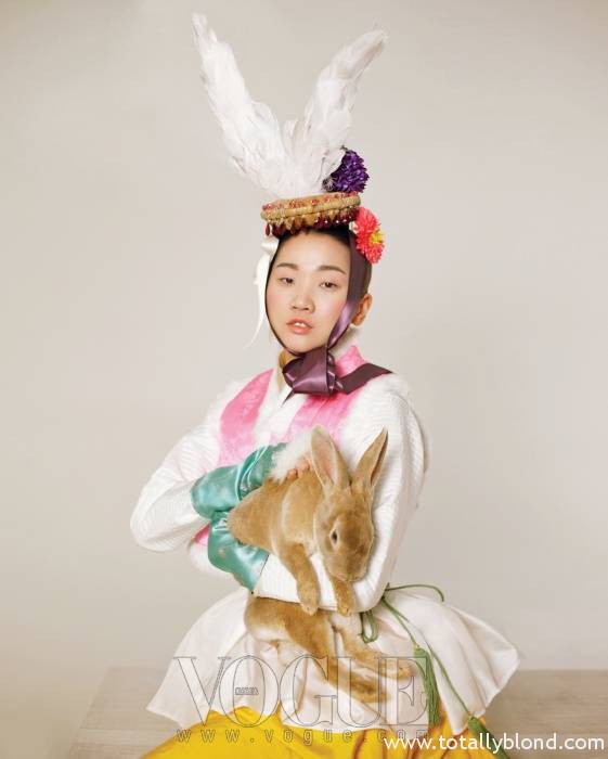 Bunny_Girl_Vogue_Korea_03