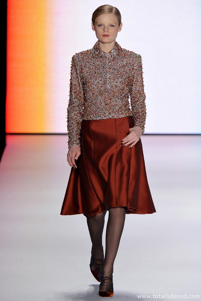 carolinaherrerafall25