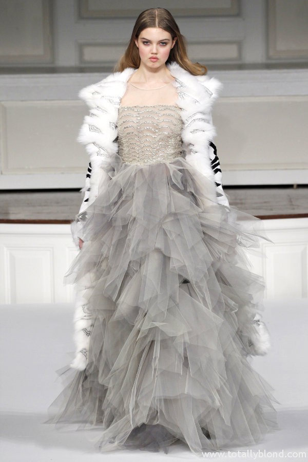oscardelarentafall45