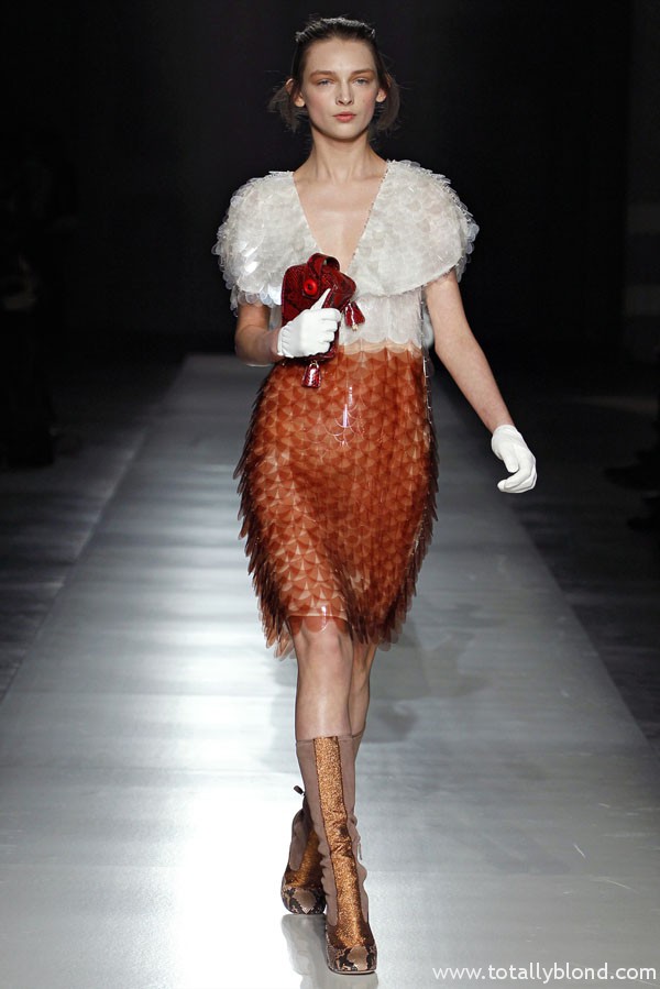 pradafall38