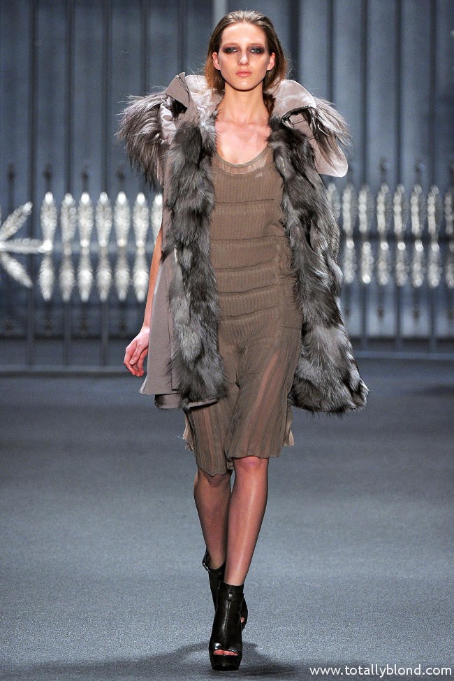 verawangfall16