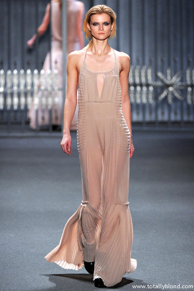 verawangfall28