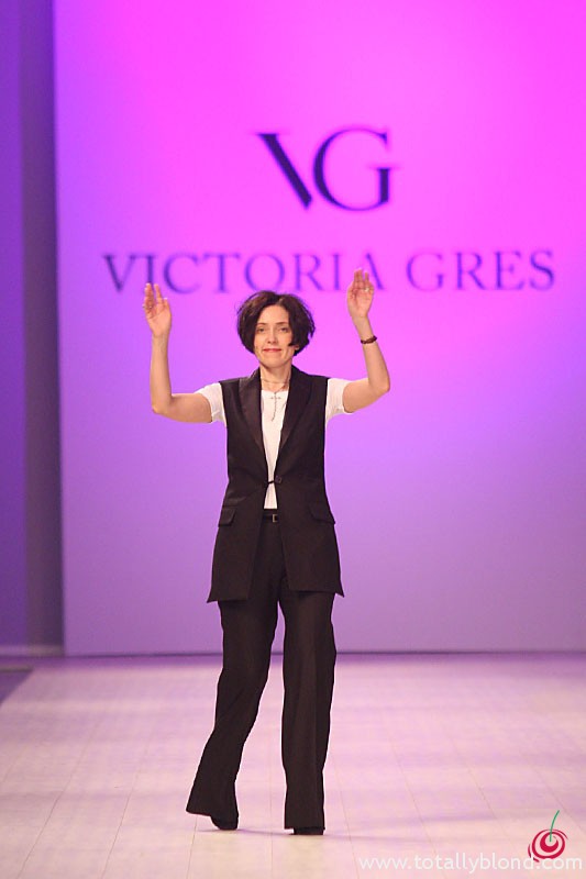 1-victoria-gres-FW-1112