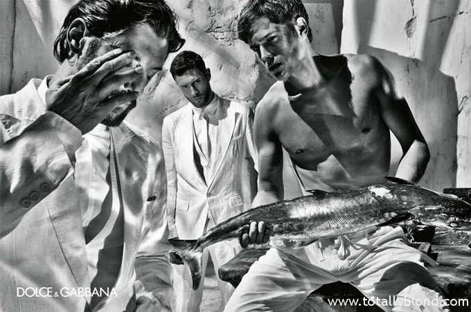 Dolce-Gabbana-Menswear-Spring-Summer-2011-MaleModelSceneNet-06