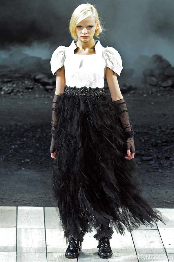 chanelfall40