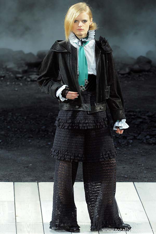 chanelfall42