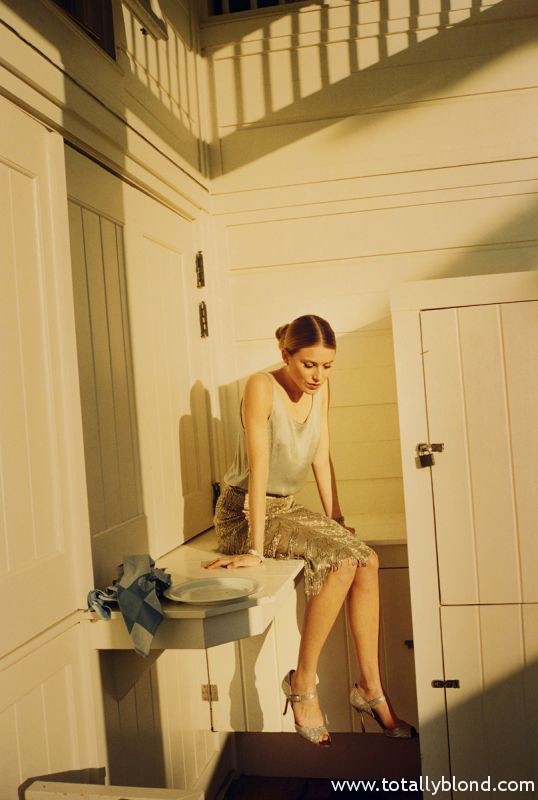 dreehemmingwayvogueuk3