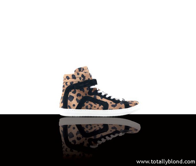 pierrehardywomensaw1112accessories53
