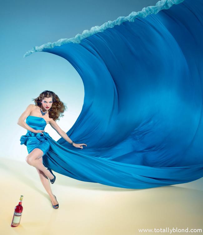 01-Milla_Jovovich_Campari-Calendar-2012-JANUARY