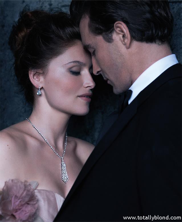 Laetitia_Casta_Tiffany_Co_Holiday_Campaign_01