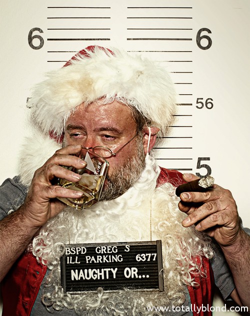 alcohol-christmas-cigar-naughty-santa-Favim.com-154014
