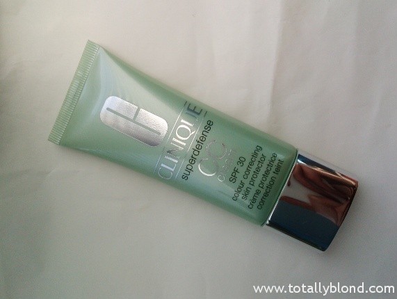 Clinique Superdefense CC cream SPF 30 Color Correcting Skin Protector