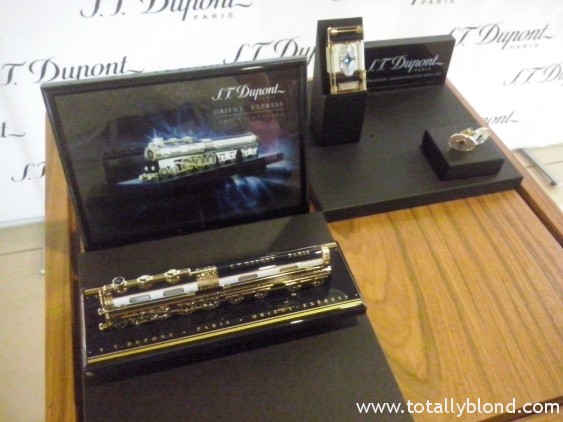 CAM03539