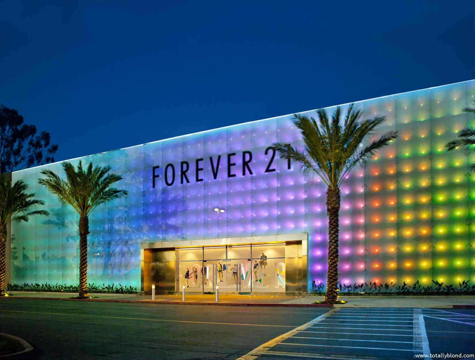 CERRITOS, California