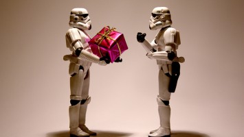 christmas-cute-present-star-wars-stormtroopers-Favim.com-120040