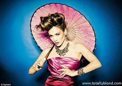 Jennifer_Lopez_TOUS_2011_01