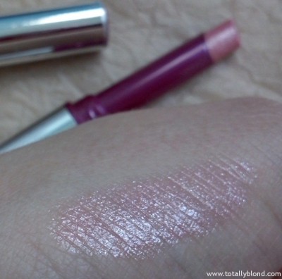 Oriflame The ONE Power Shine Lipstick Glistening Rose swatches